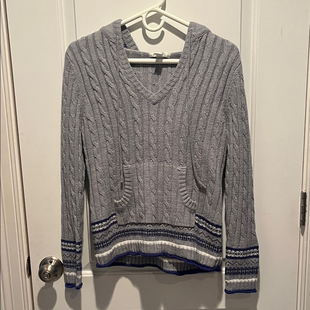 Gray V-Neck Sweater with Blue Trim
